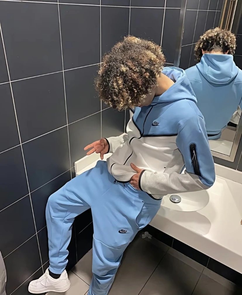 Matching Tracksuits – 25 Styles detail 6