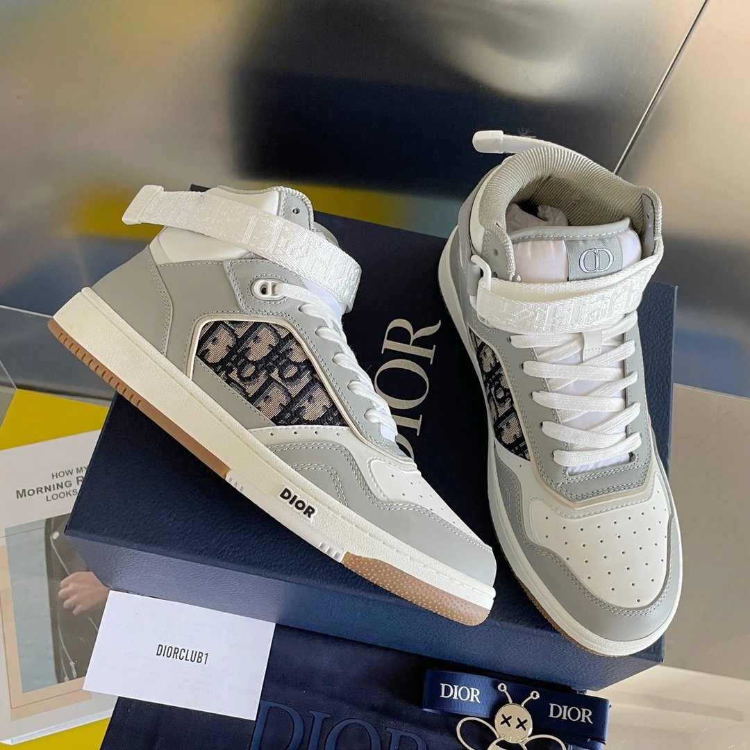 Casual Sneakers – 35 Styles detail 7