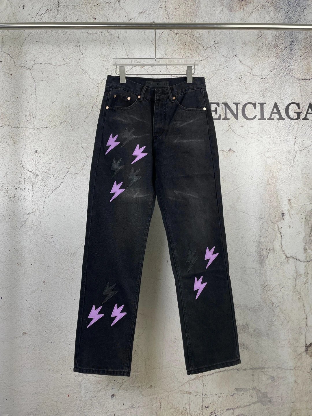 Casual Pants & Jeans – 10 Styles detail 13