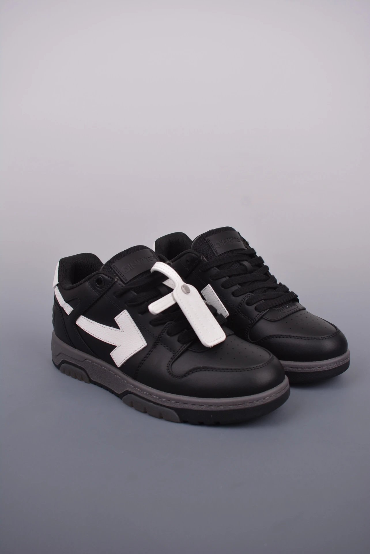 Casual Sneakers – 29 Styles detail 5