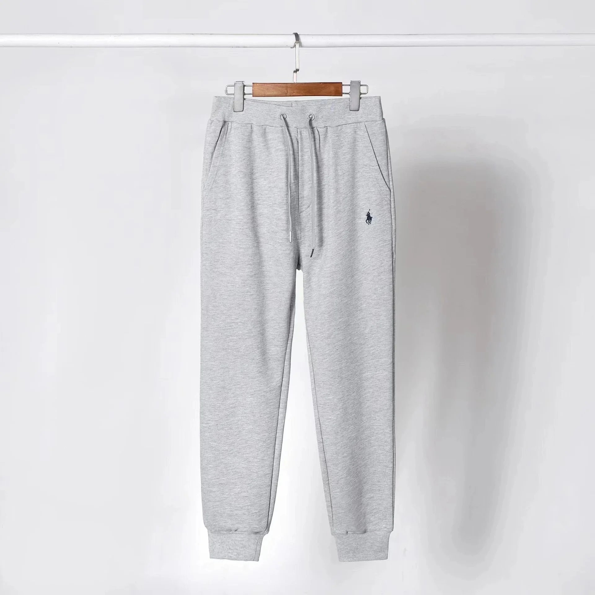 Everyday Hoodies – 39 Styles detail 4