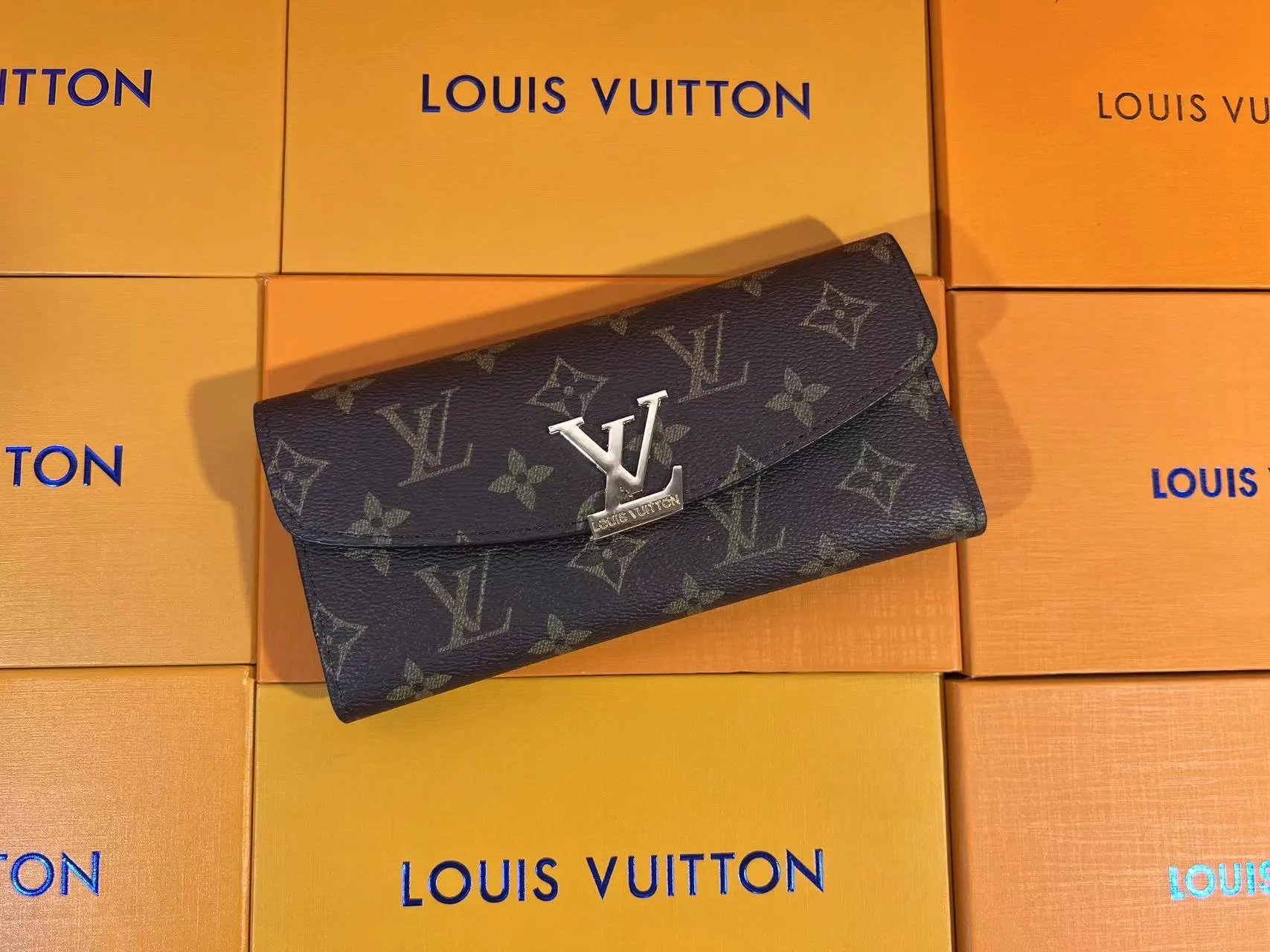Everyday Wallets – 39 Styles detail 1