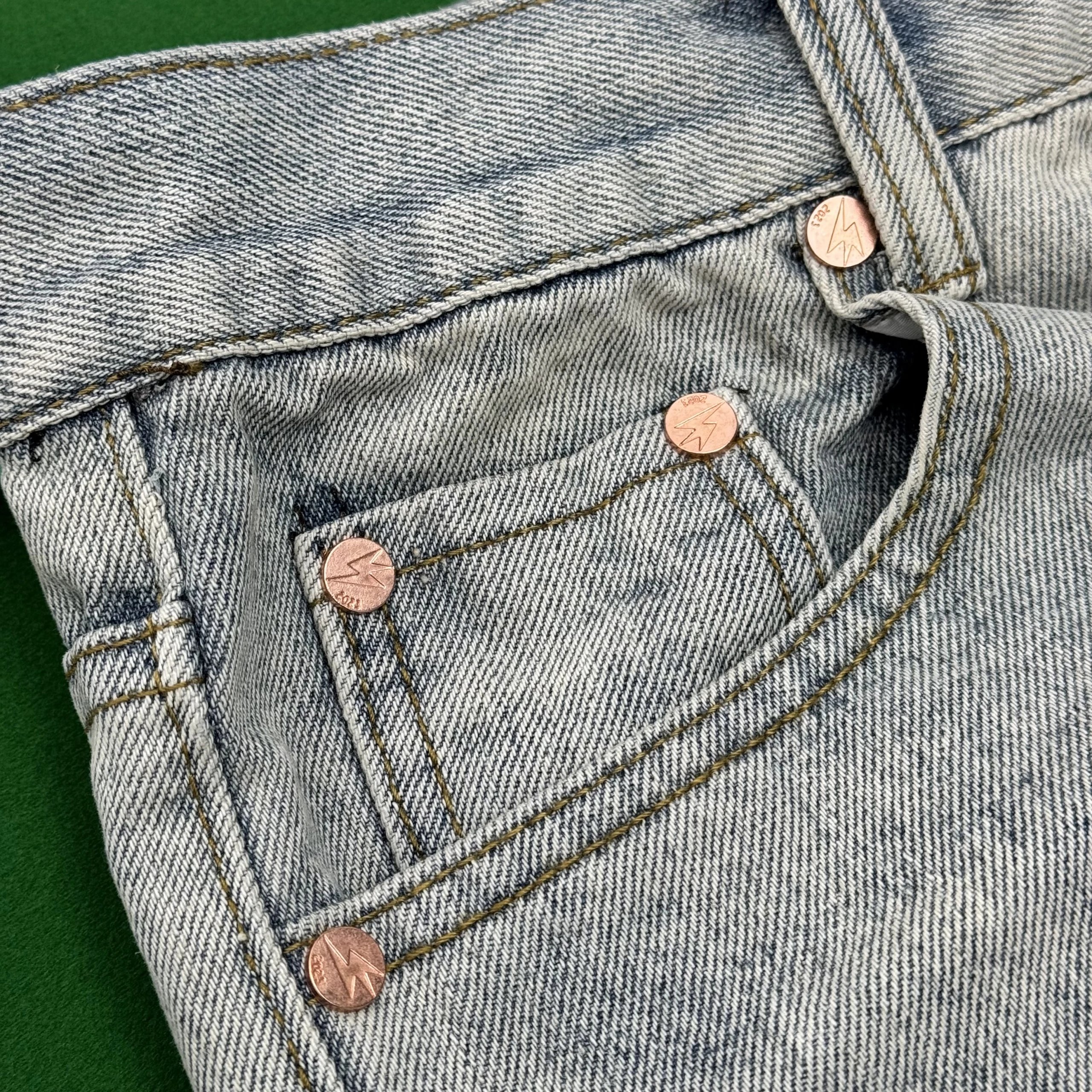 Casual Pants & Jeans – 10 Styles detail 8