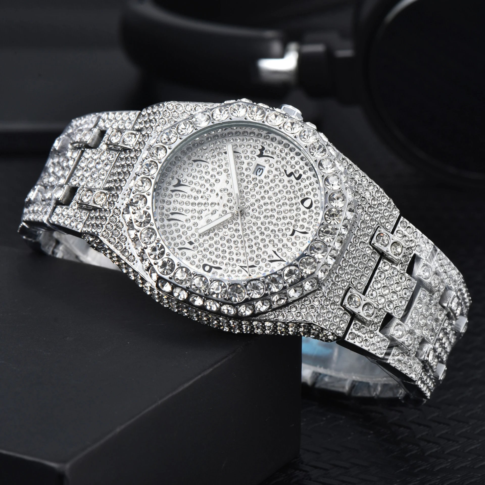 Watches – 18 Styles detail 3