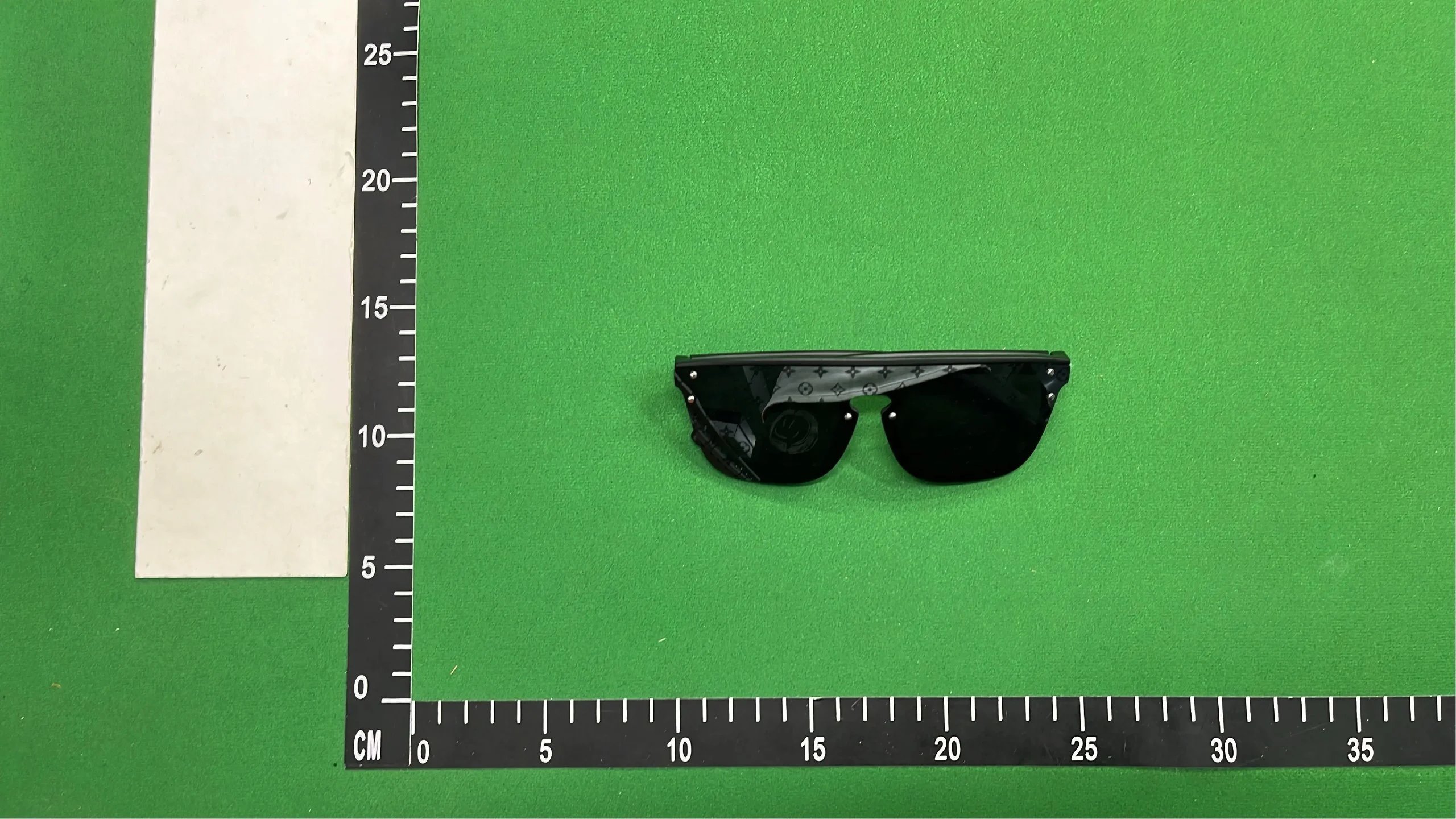 Unisex Eyewear – 4 Styles detail 4