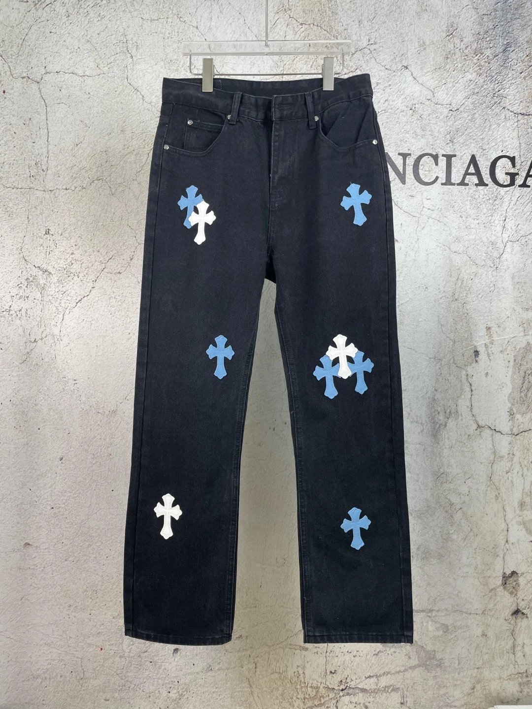 Casual Pants & Jeans – 10 Styles detail 11