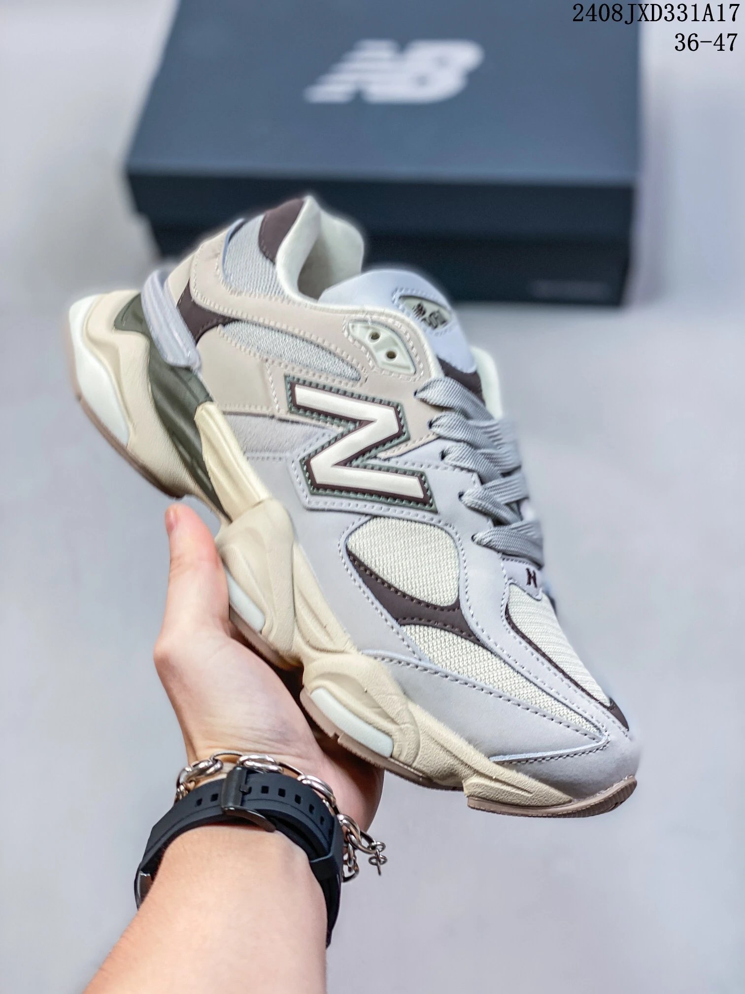 Casual Sneakers – 19 Styles detail 14