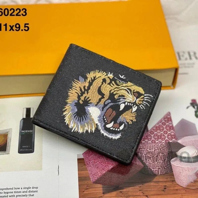 Everyday Wallets – 38 Styles detail 4