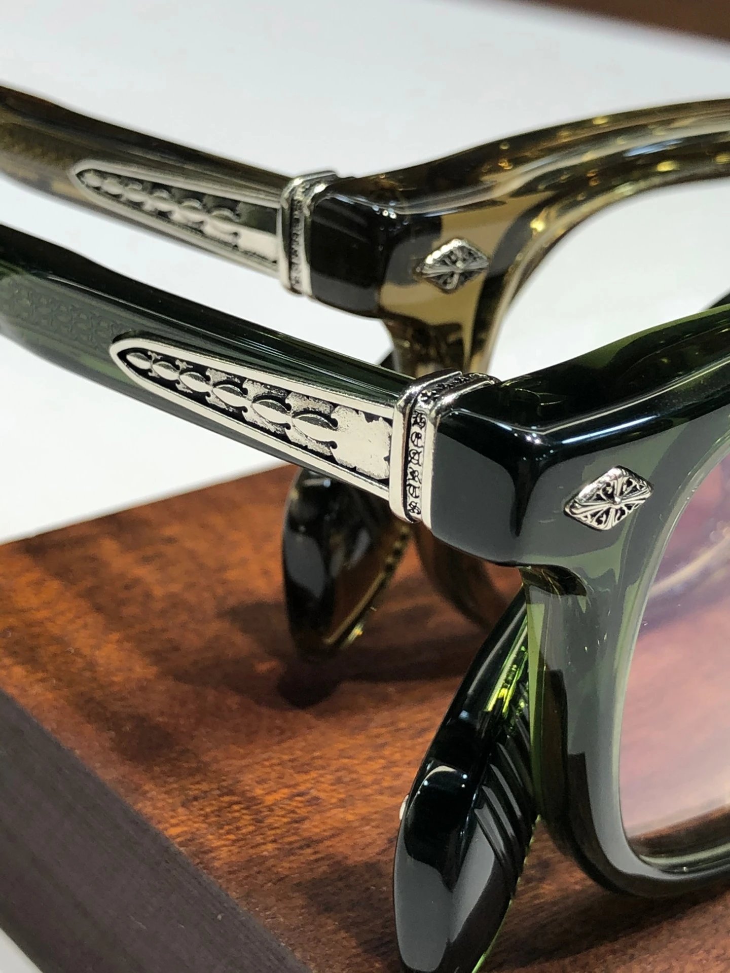 Unisex Eyewear – 35 Styles detail 3