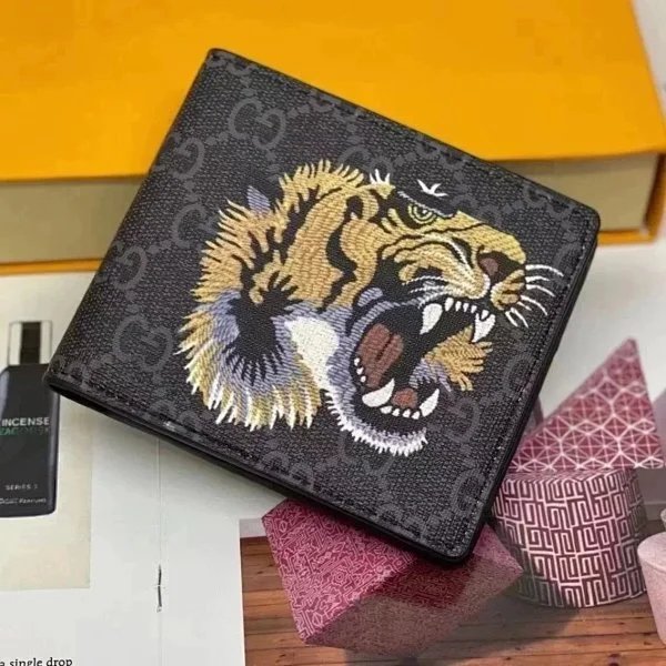 Everyday Wallets – 16 Styles detail 10