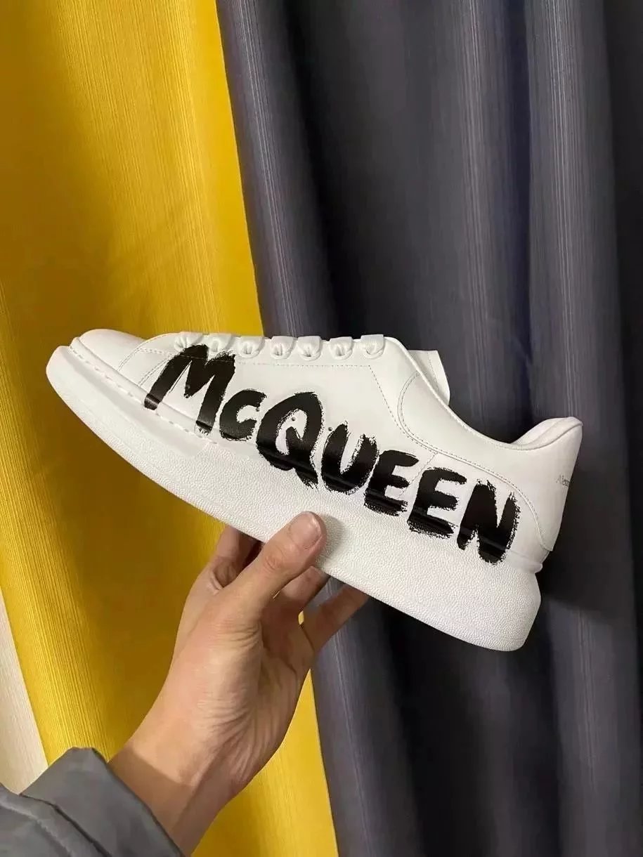 Casual Sneakers – 38 Styles detail 5